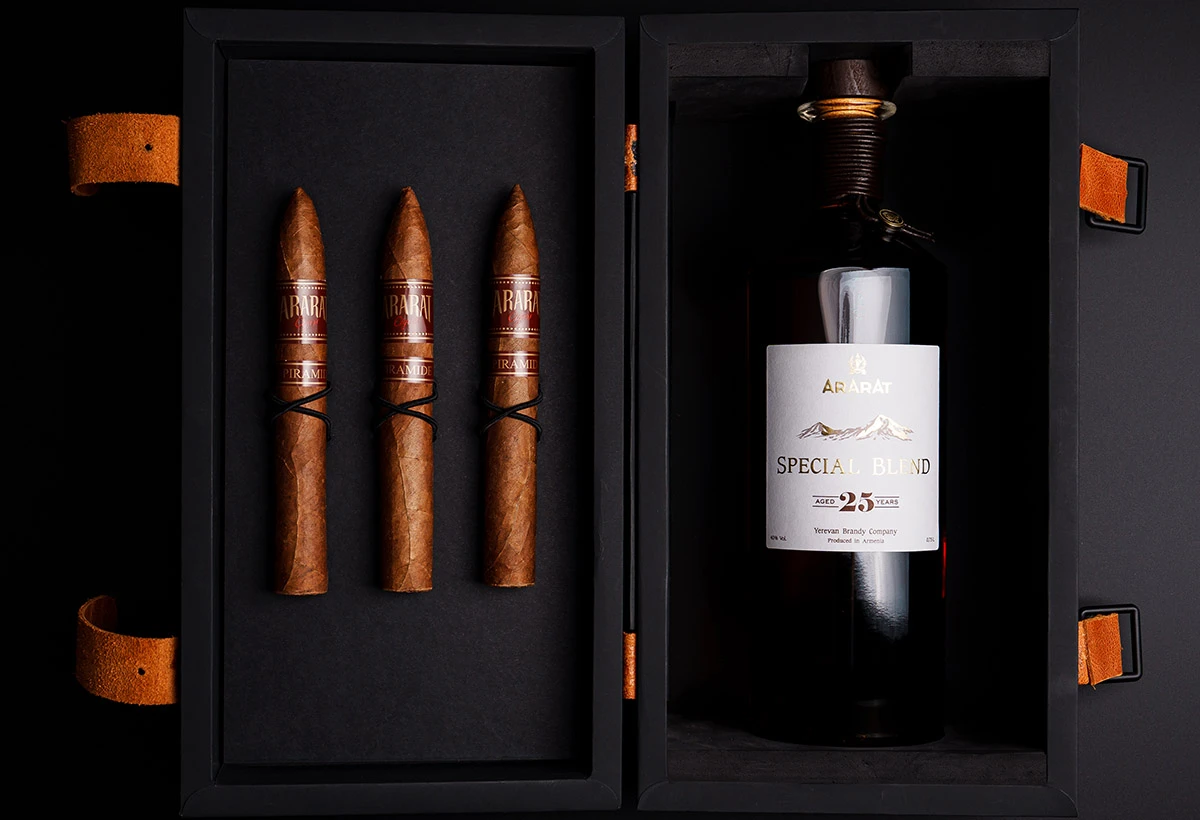 Brandy Cigar Set for the Ministry of Foreign Affairs